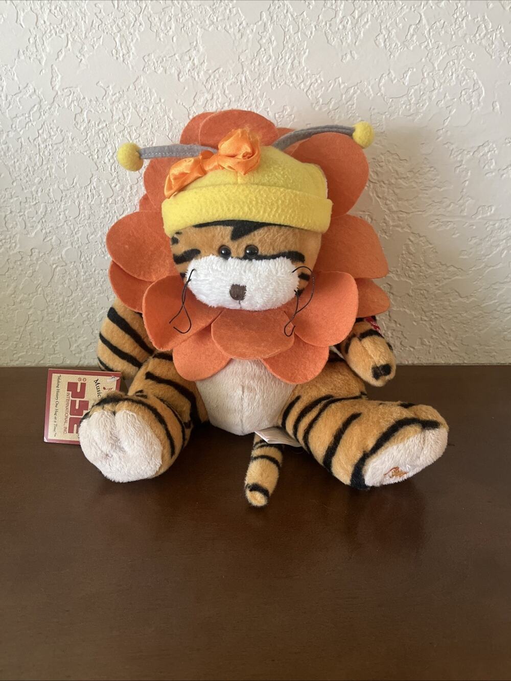 PBC Musical Plush Tiger Lily Sing Sunflower Flower Collar 11” Bloomer 1976
